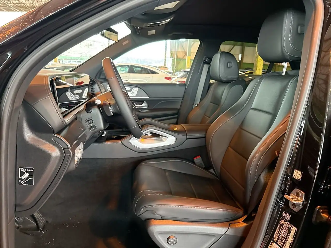 Mercedes-Benz GLE снимка Mercedes-Benz GLE