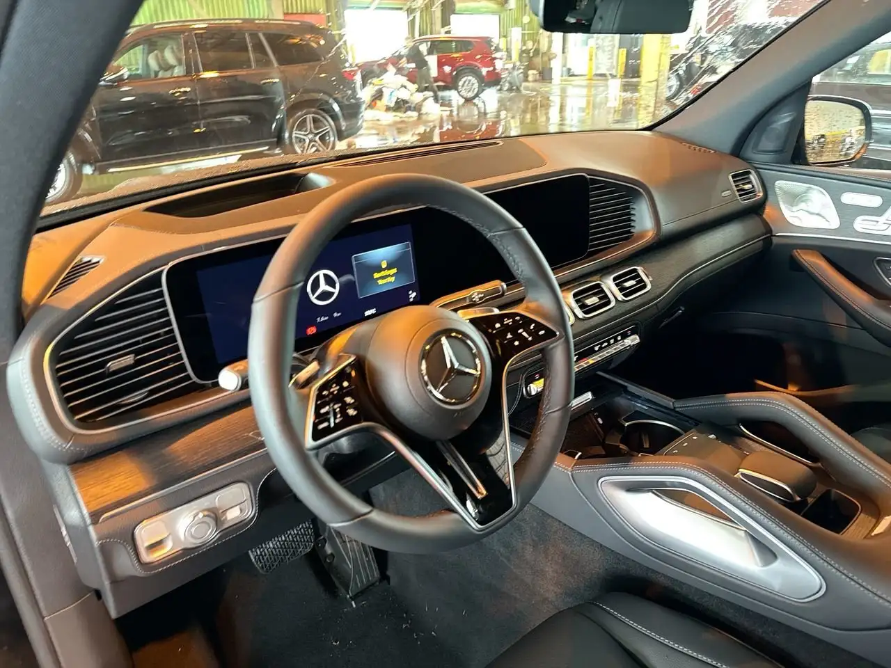 Mercedes-Benz GLE снимка Mercedes-Benz GLE