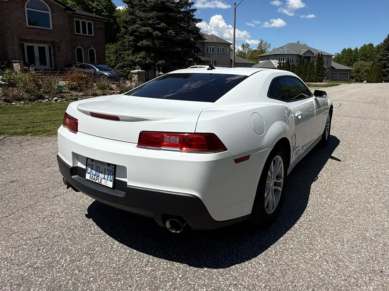 Chevrolet Camaro снимка Chevrolet Camaro
