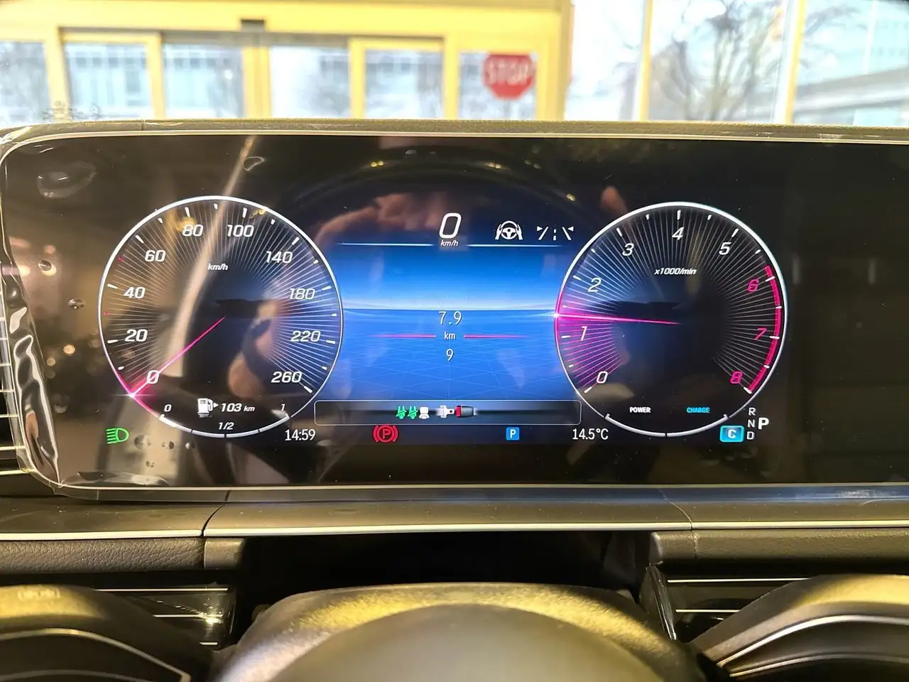 Mercedes-Benz GLE снимка Mercedes-Benz GLE