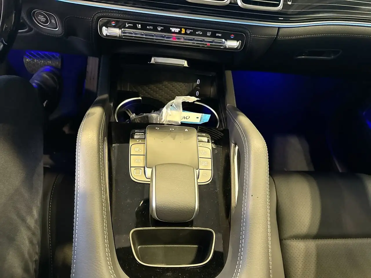 Mercedes-Benz GLE снимка Mercedes-Benz GLE