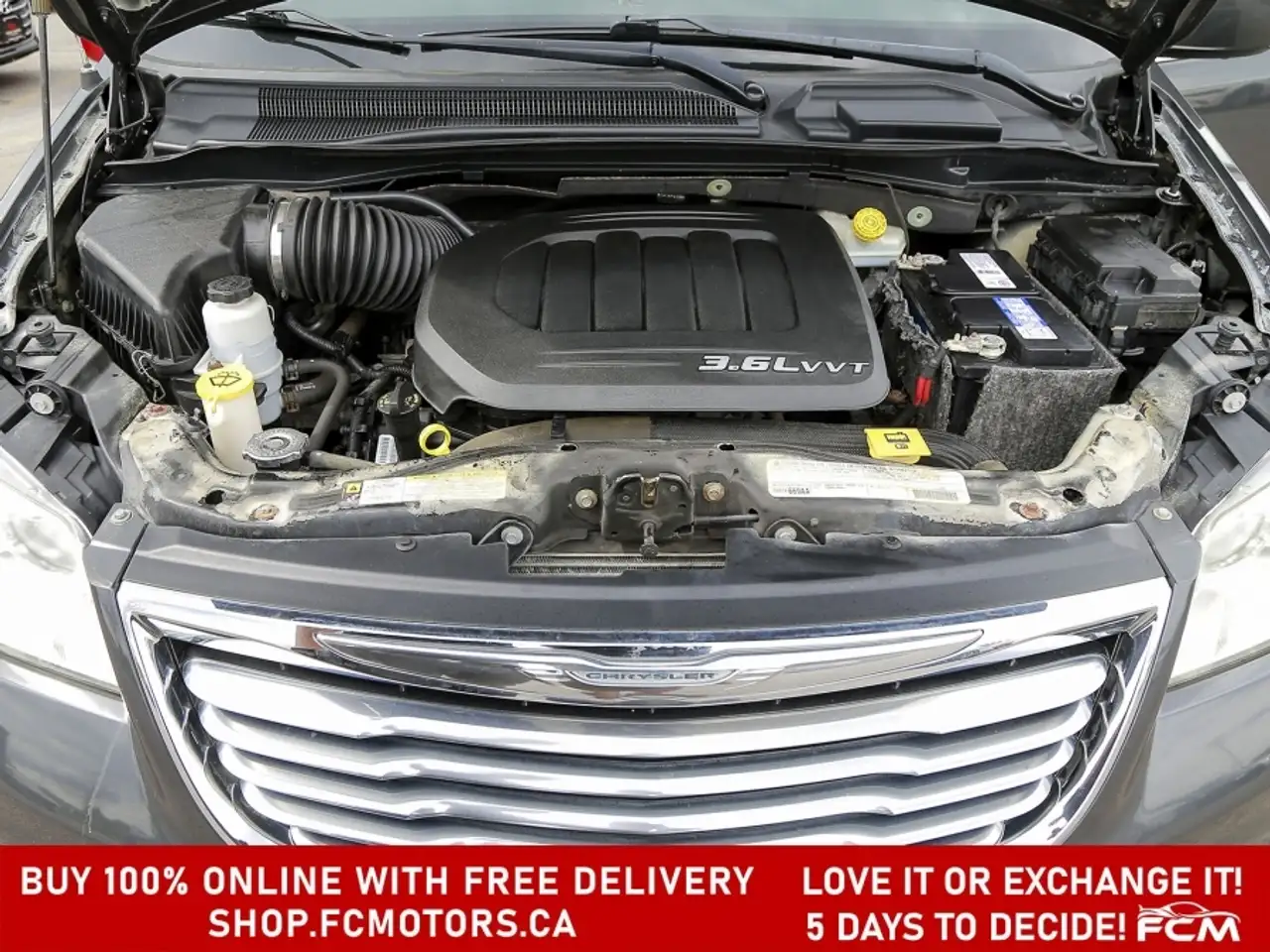 Chrysler Town & Country photo Chrysler Town & Country