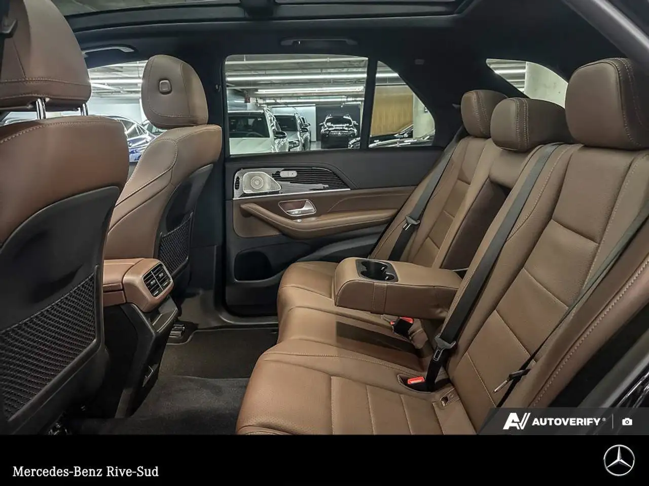 Mercedes-Benz GLE снимка Mercedes-Benz GLE
