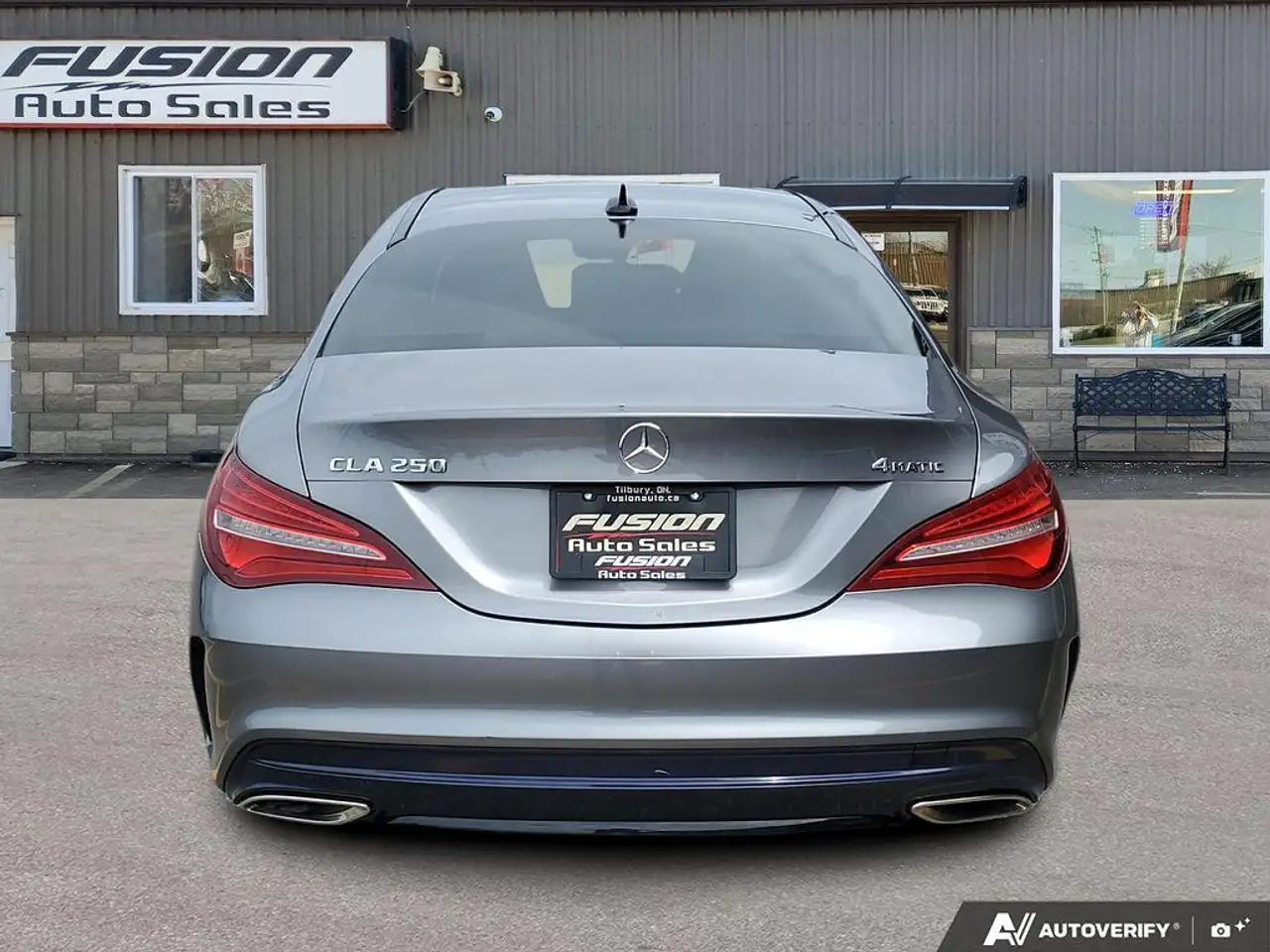 Mercedes-Benz CLA photo Mercedes-Benz CLA