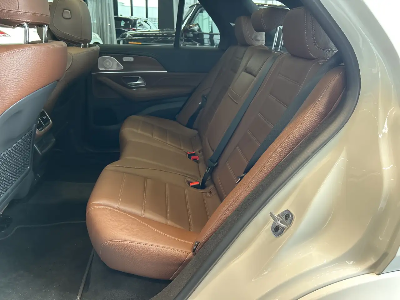 Mercedes-Benz GLE снимка Mercedes-Benz GLE