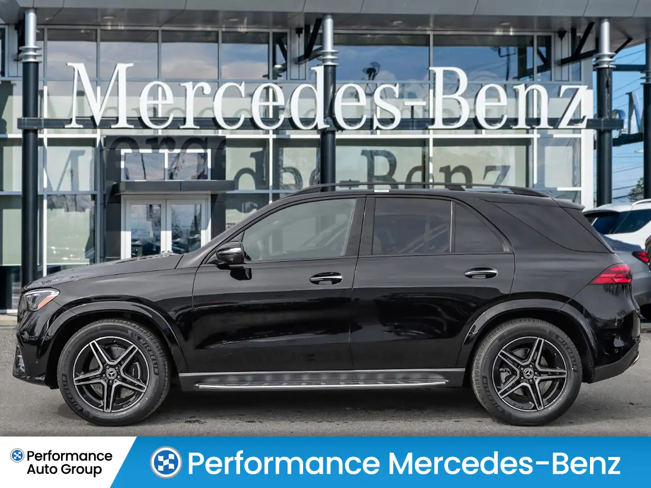Mercedes-Benz GLE снимка Mercedes-Benz GLE