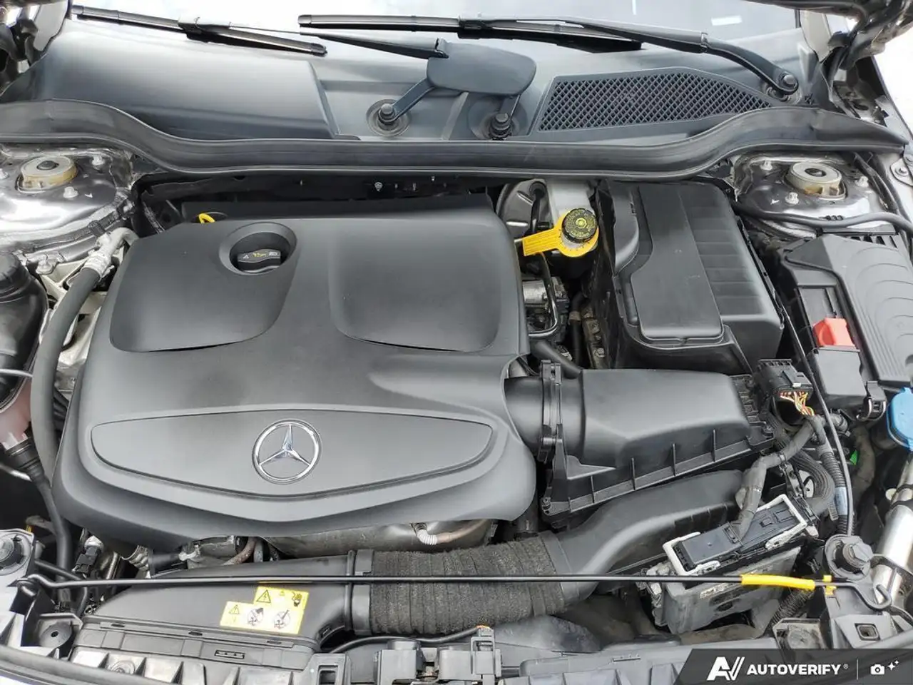 Mercedes-Benz CLA photo Mercedes-Benz CLA