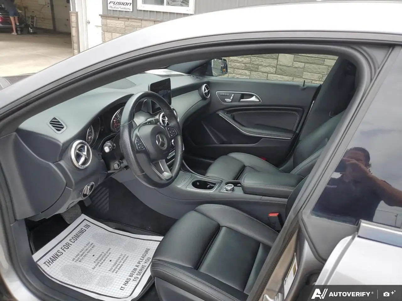 Mercedes-Benz CLA photo Mercedes-Benz CLA