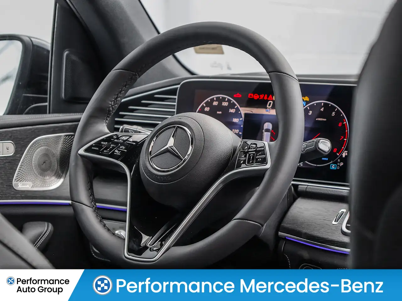 Mercedes-Benz GLE снимка Mercedes-Benz GLE