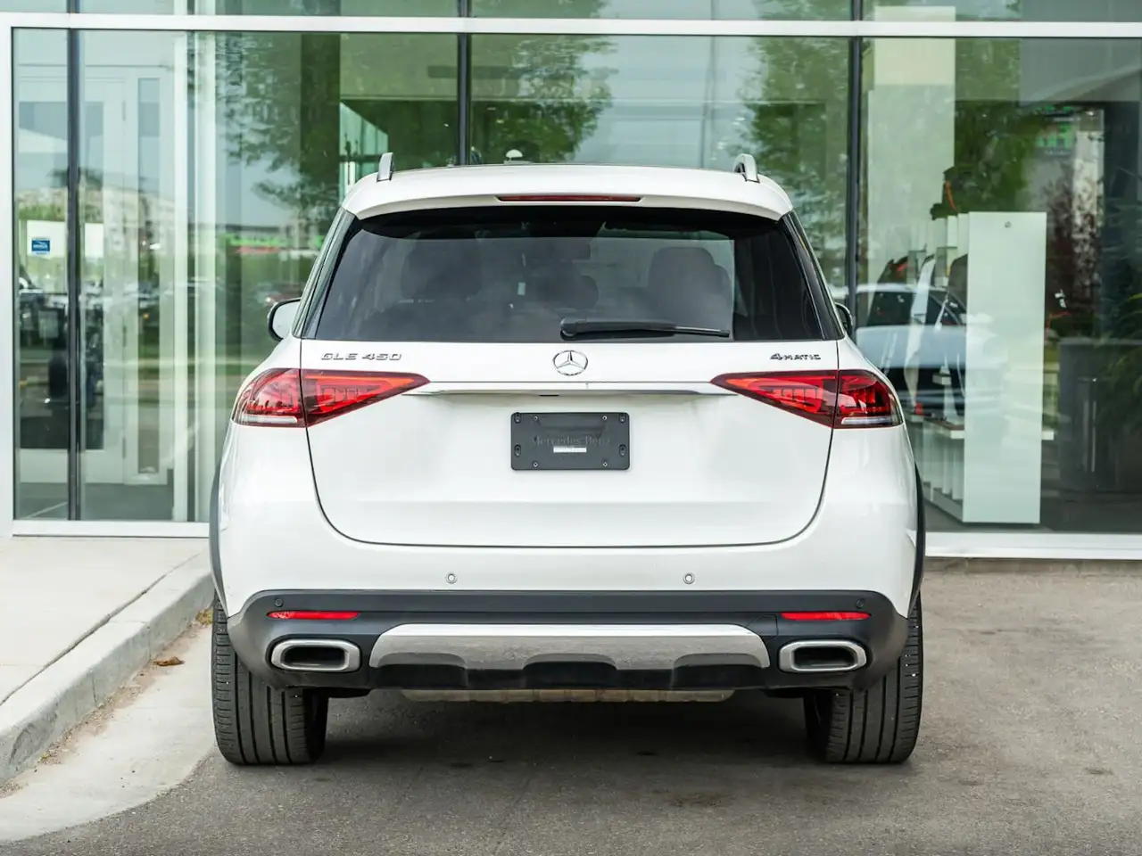 Mercedes-Benz GLE снимка Mercedes-Benz GLE