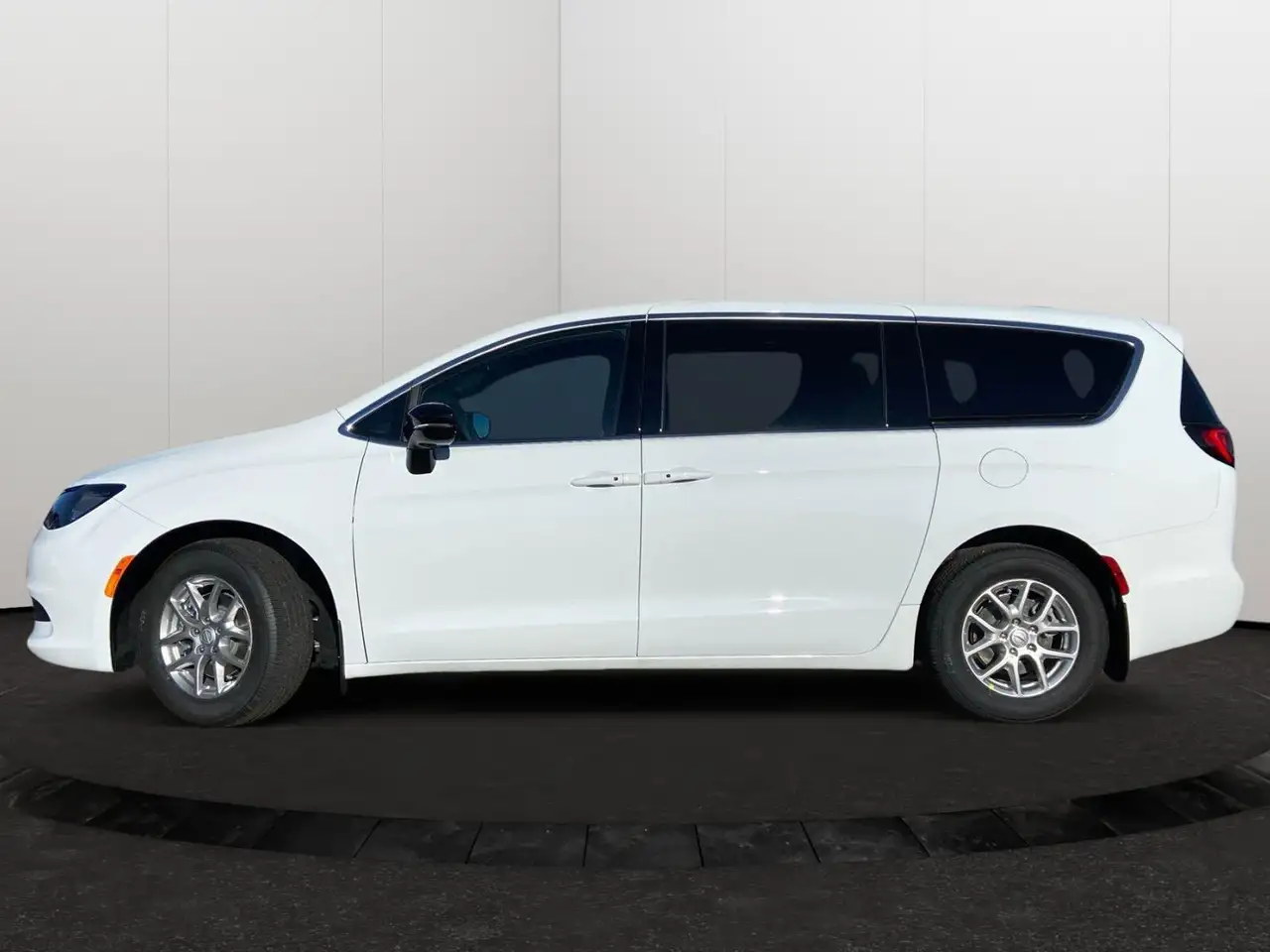 2026 Chrysler Grand Caravan