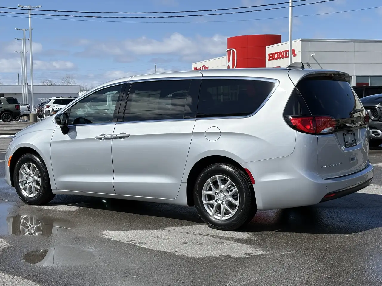 2026 Chrysler Grand Caravan