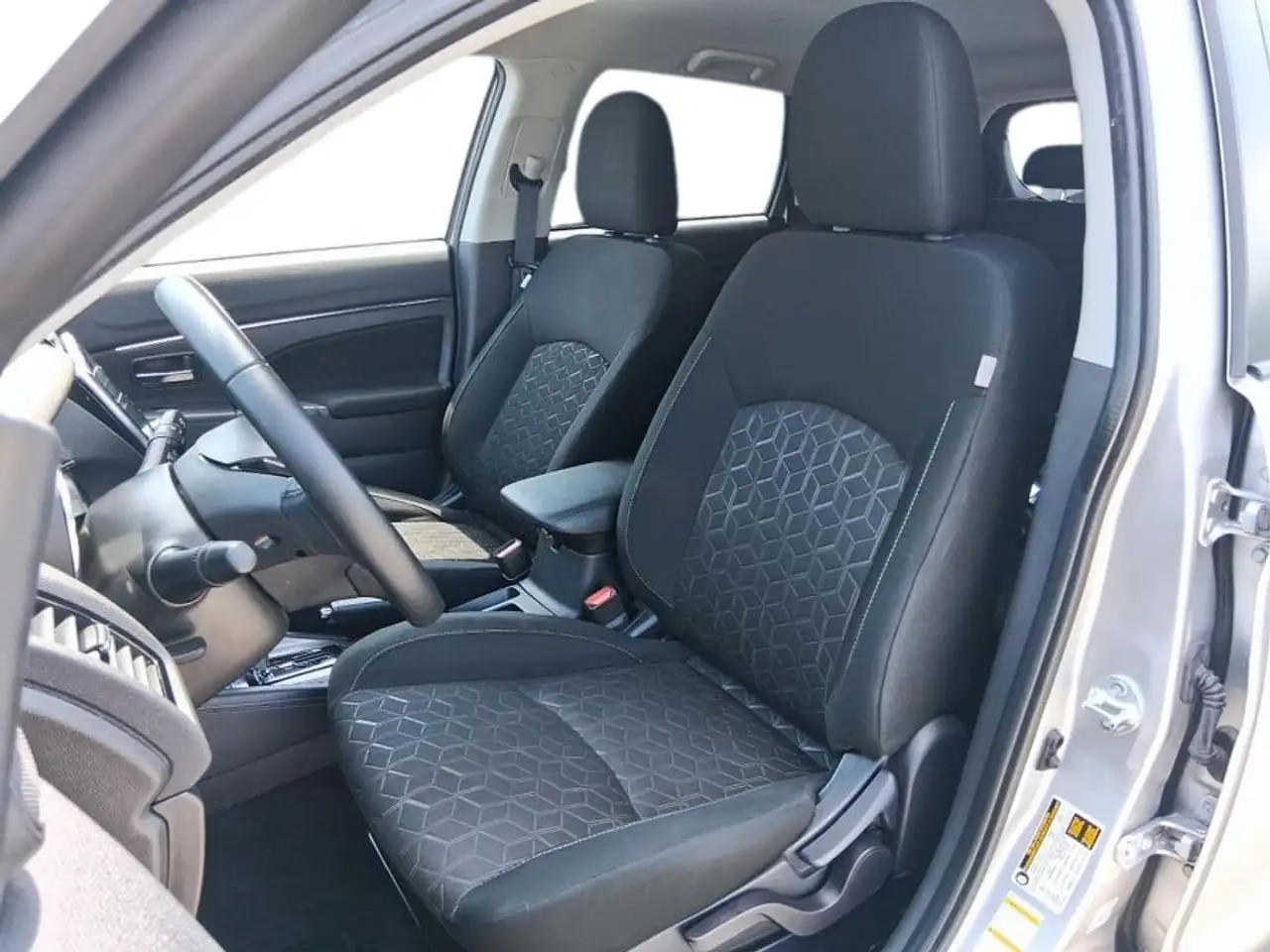 Mitsubishi RVR снимка Mitsubishi RVR