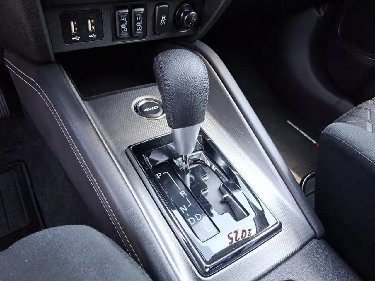 Mitsubishi RVR снимка Mitsubishi RVR