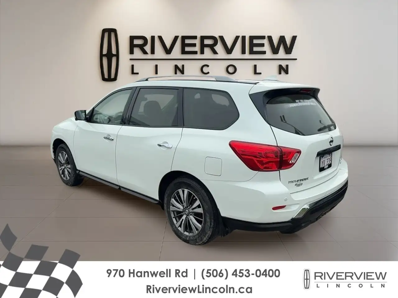 Nissan Pathfinder photo Nissan Pathfinder