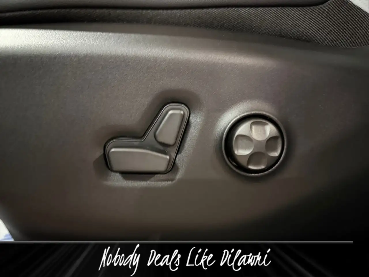 Chrysler Grand Caravan photo Chrysler Grand Caravan
