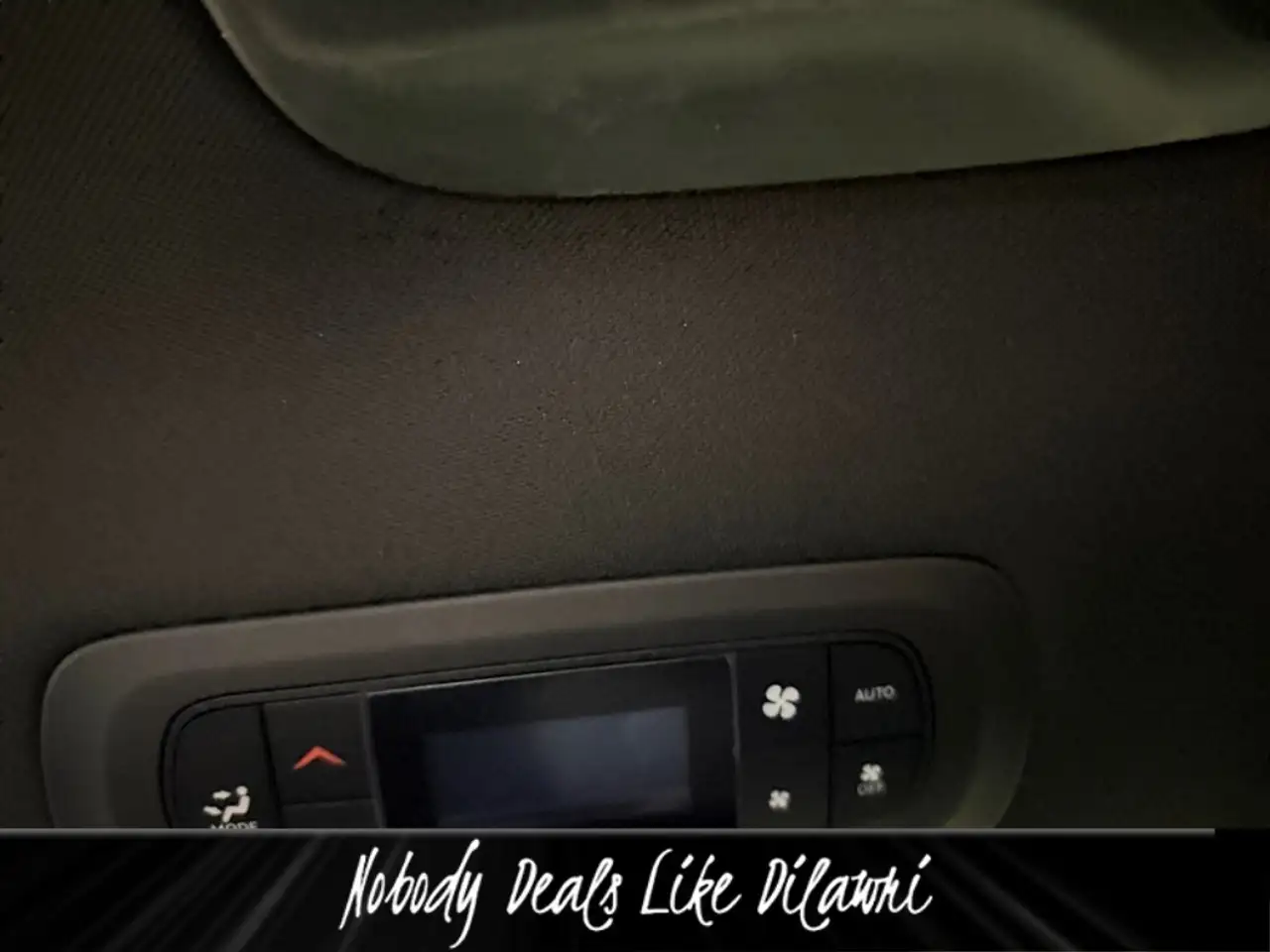 Chrysler Grand Caravan photo Chrysler Grand Caravan
