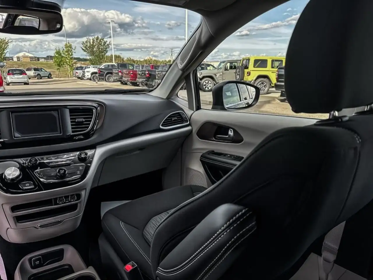 Chrysler Grand Caravan fotografie Chrysler Grand Caravan