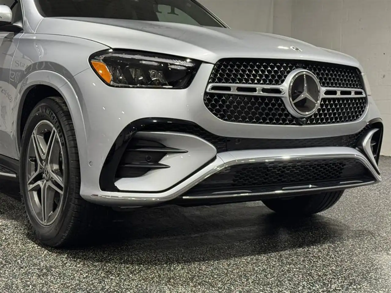 Mercedes-Benz GLE снимка Mercedes-Benz GLE