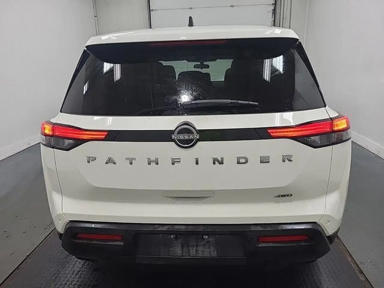 Nissan Pathfinder fotografie Nissan Pathfinder