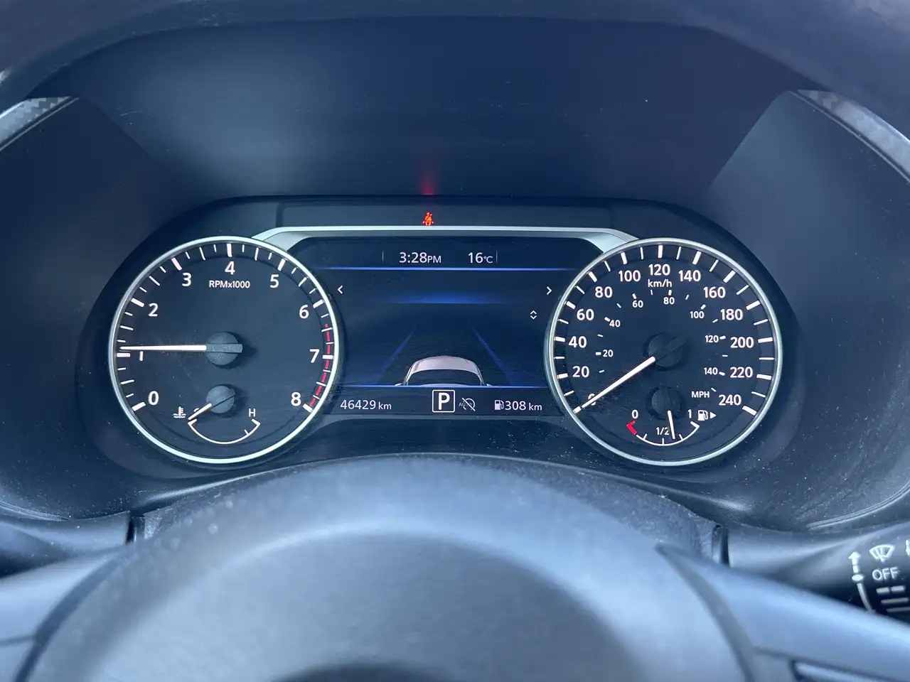 Nissan Sentra снимка Nissan Sentra