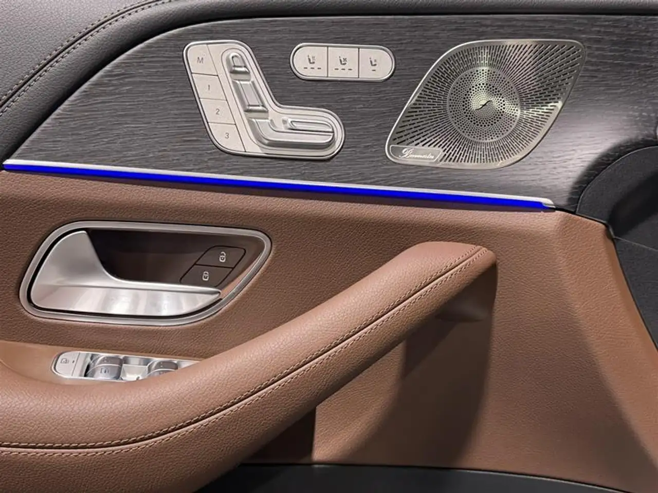 Mercedes-Benz GLE снимка Mercedes-Benz GLE