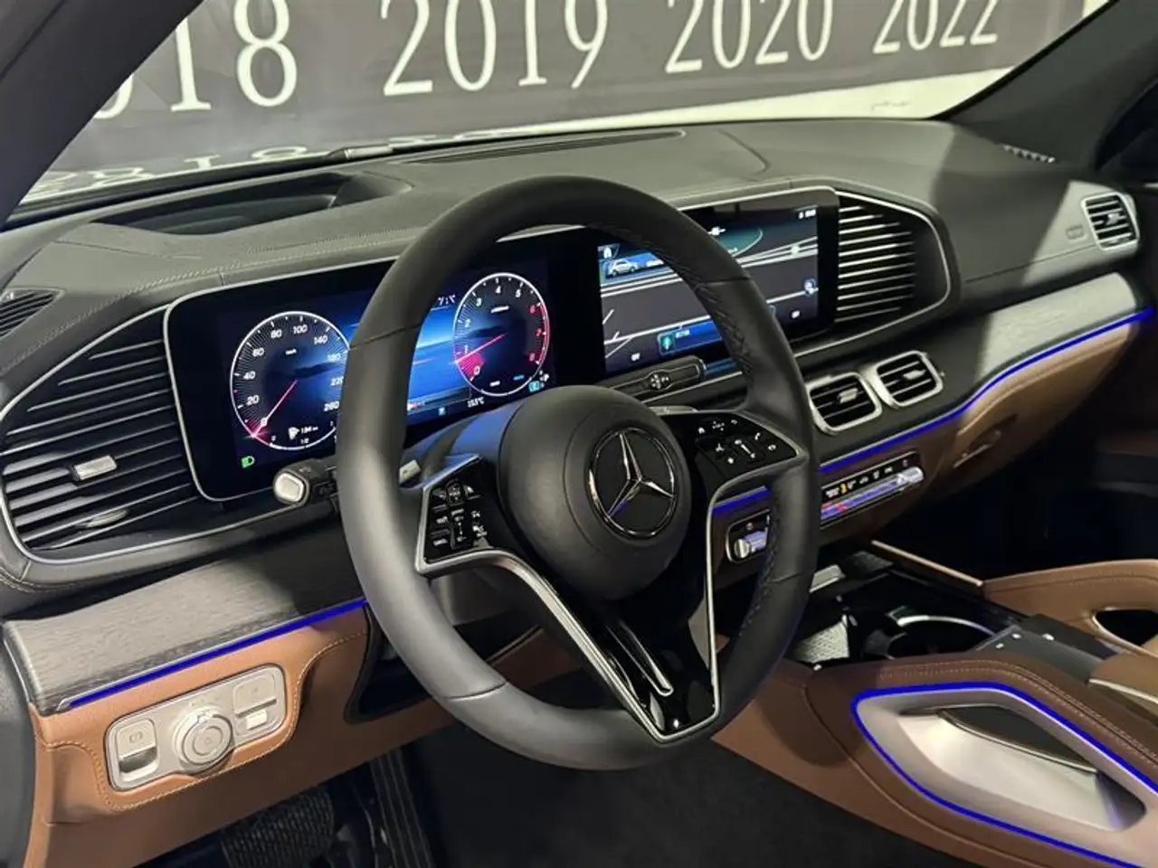 Mercedes-Benz GLE снимка Mercedes-Benz GLE
