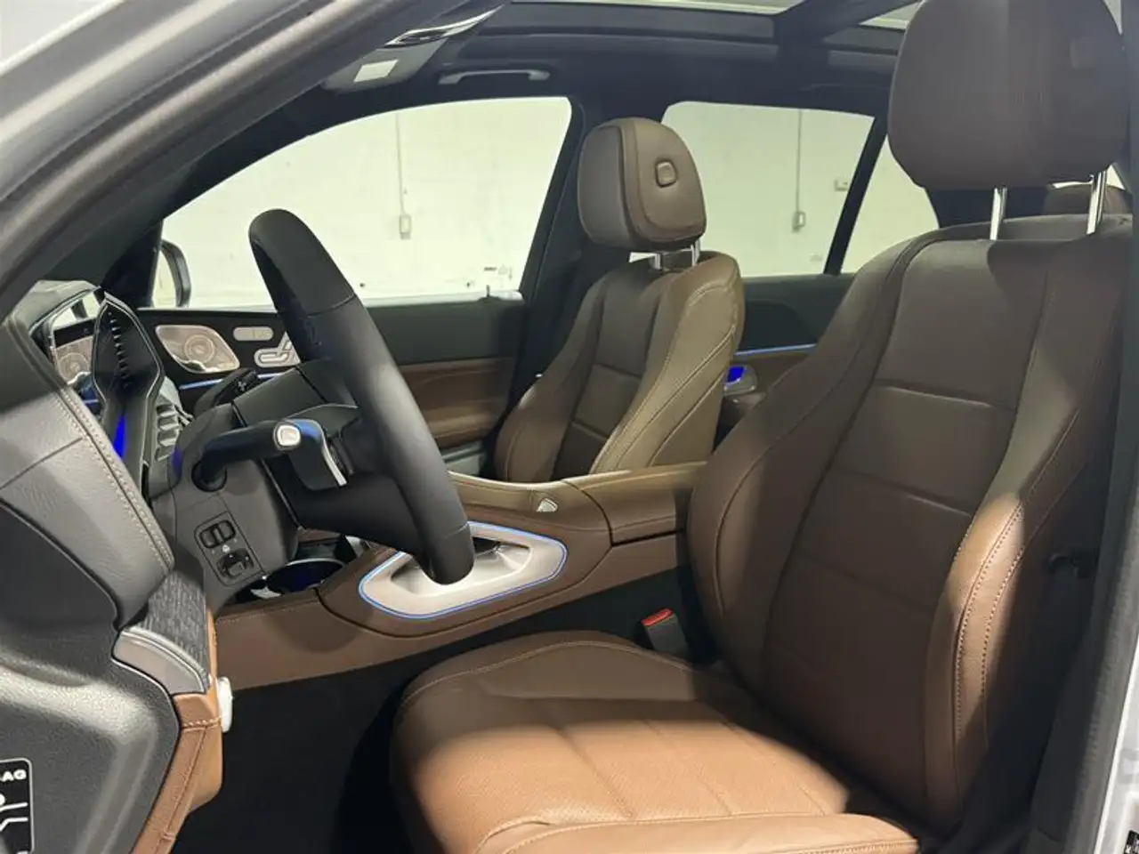 Mercedes-Benz GLE снимка Mercedes-Benz GLE