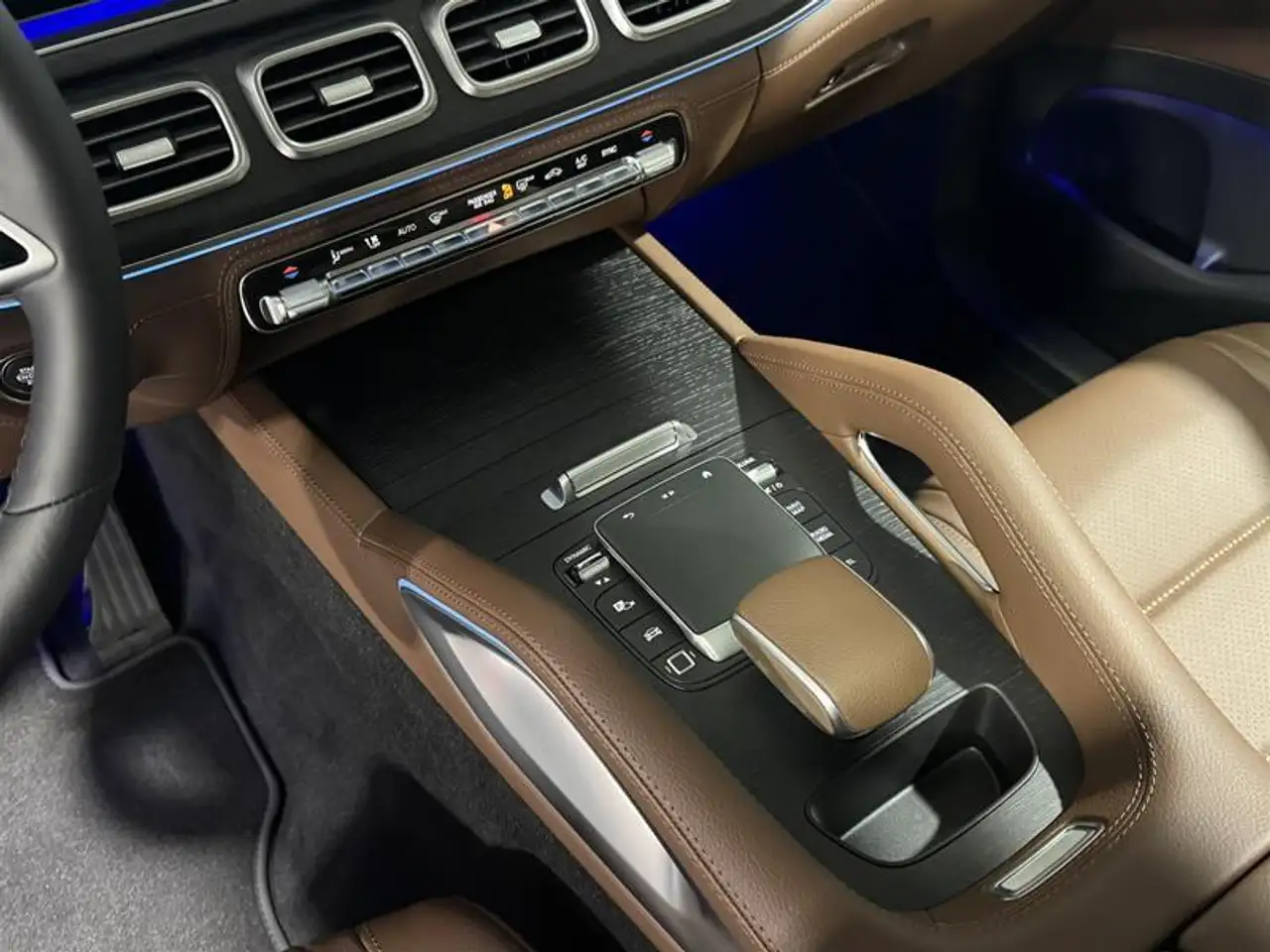 Mercedes-Benz GLE снимка Mercedes-Benz GLE