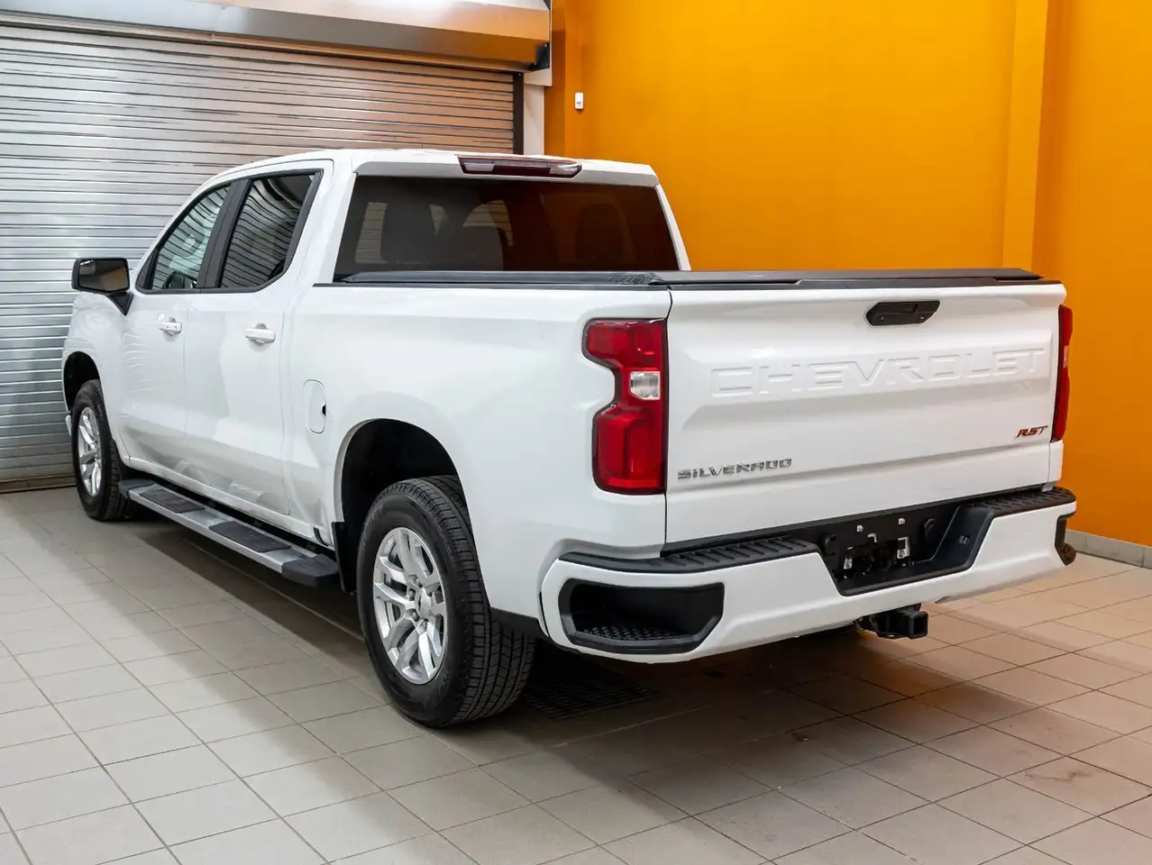 Chevrolet Silverado 1500 photo Chevrolet Silverado 1500