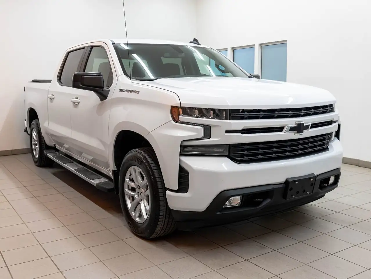 Chevrolet Silverado 1500 photo Chevrolet Silverado 1500
