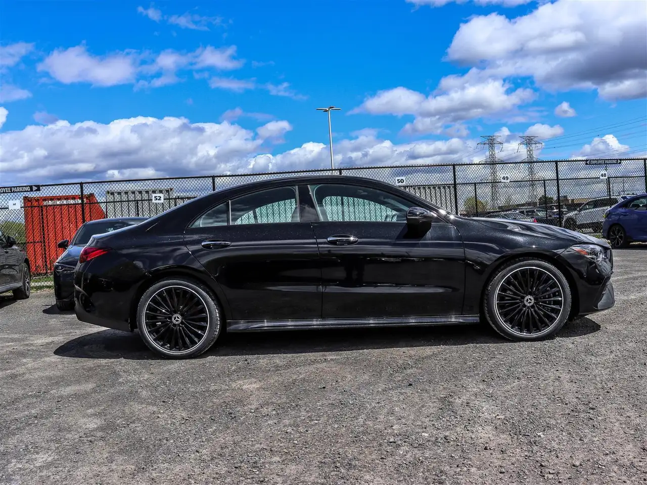 Mercedes-Benz CLA снимка Mercedes-Benz CLA