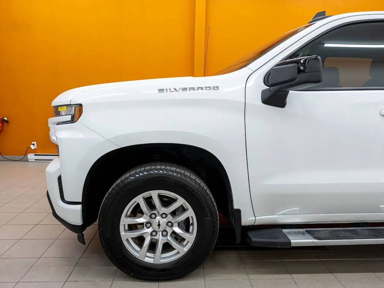 Chevrolet Silverado 1500 photo Chevrolet Silverado 1500