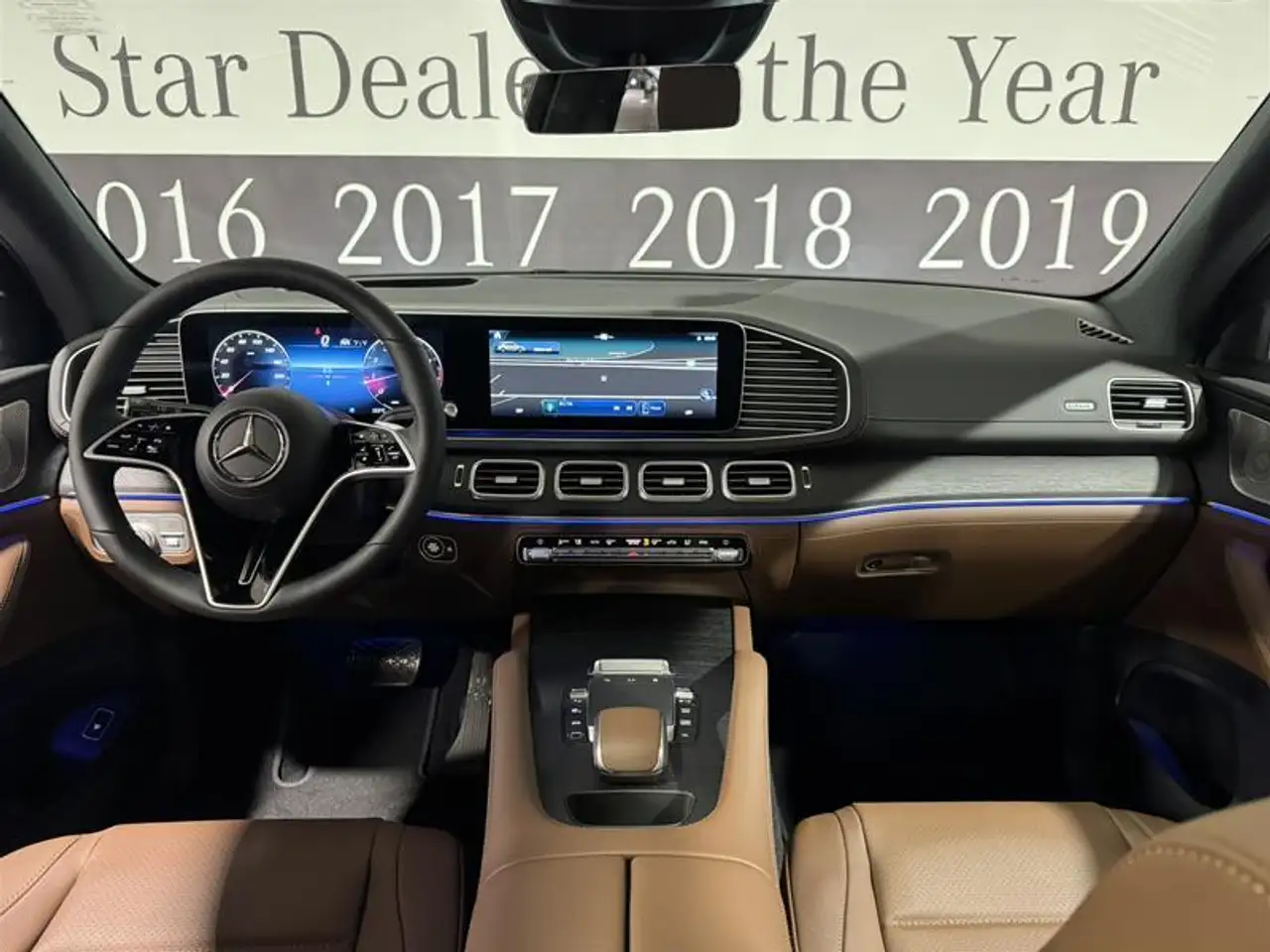 Mercedes-Benz GLE снимка Mercedes-Benz GLE