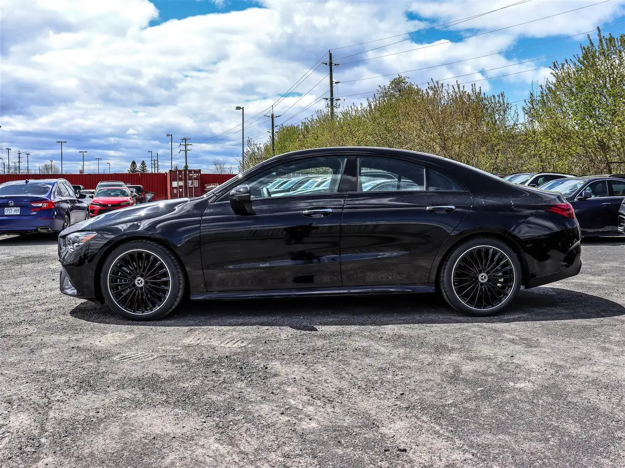 Mercedes-Benz CLA снимка Mercedes-Benz CLA