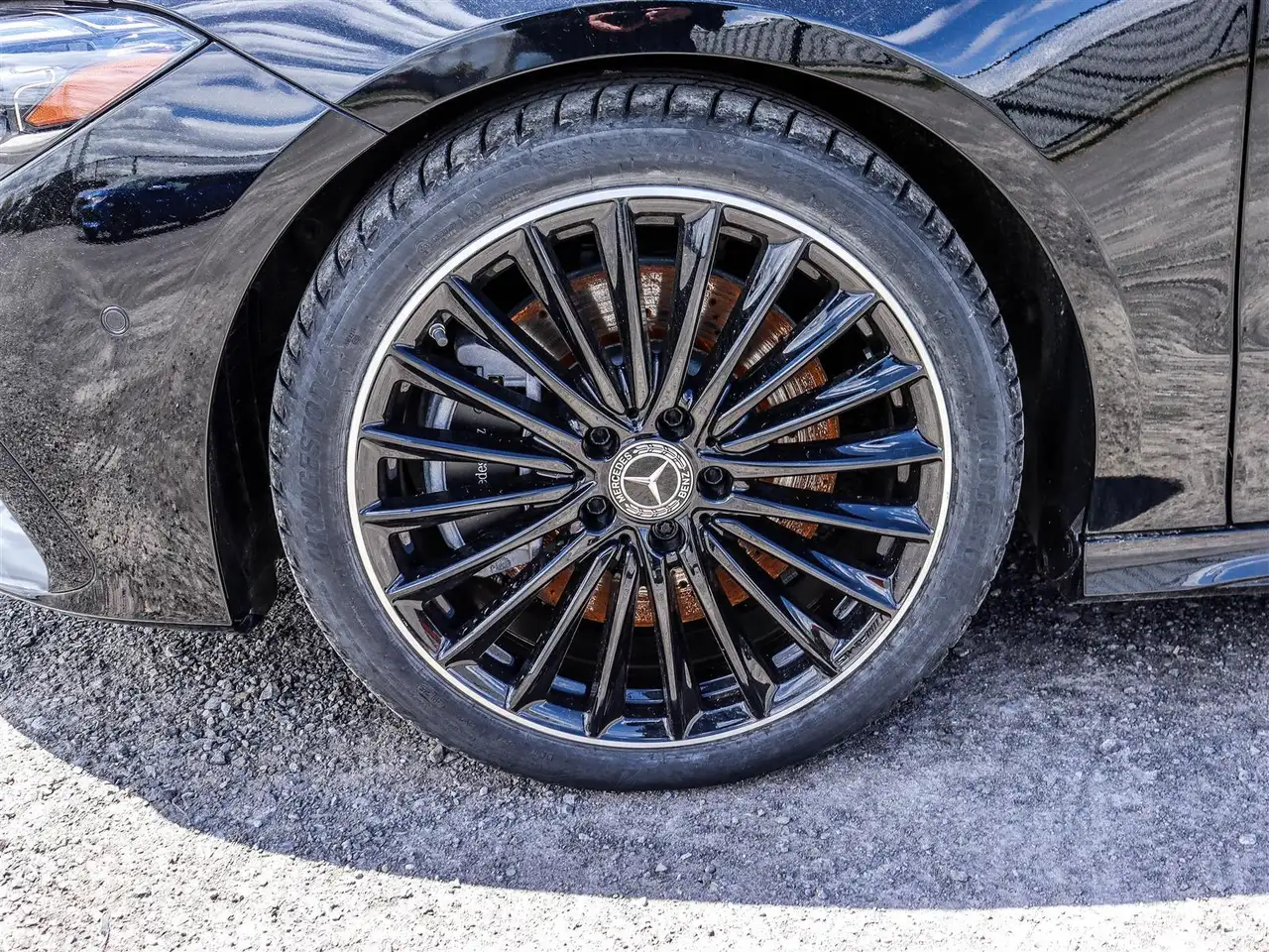 Mercedes-Benz CLA снимка Mercedes-Benz CLA