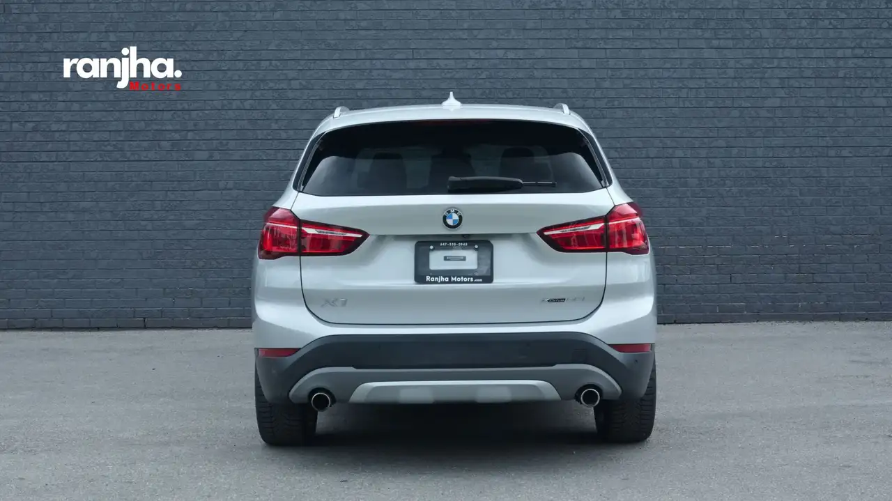BMW X1 снимка BMW X1