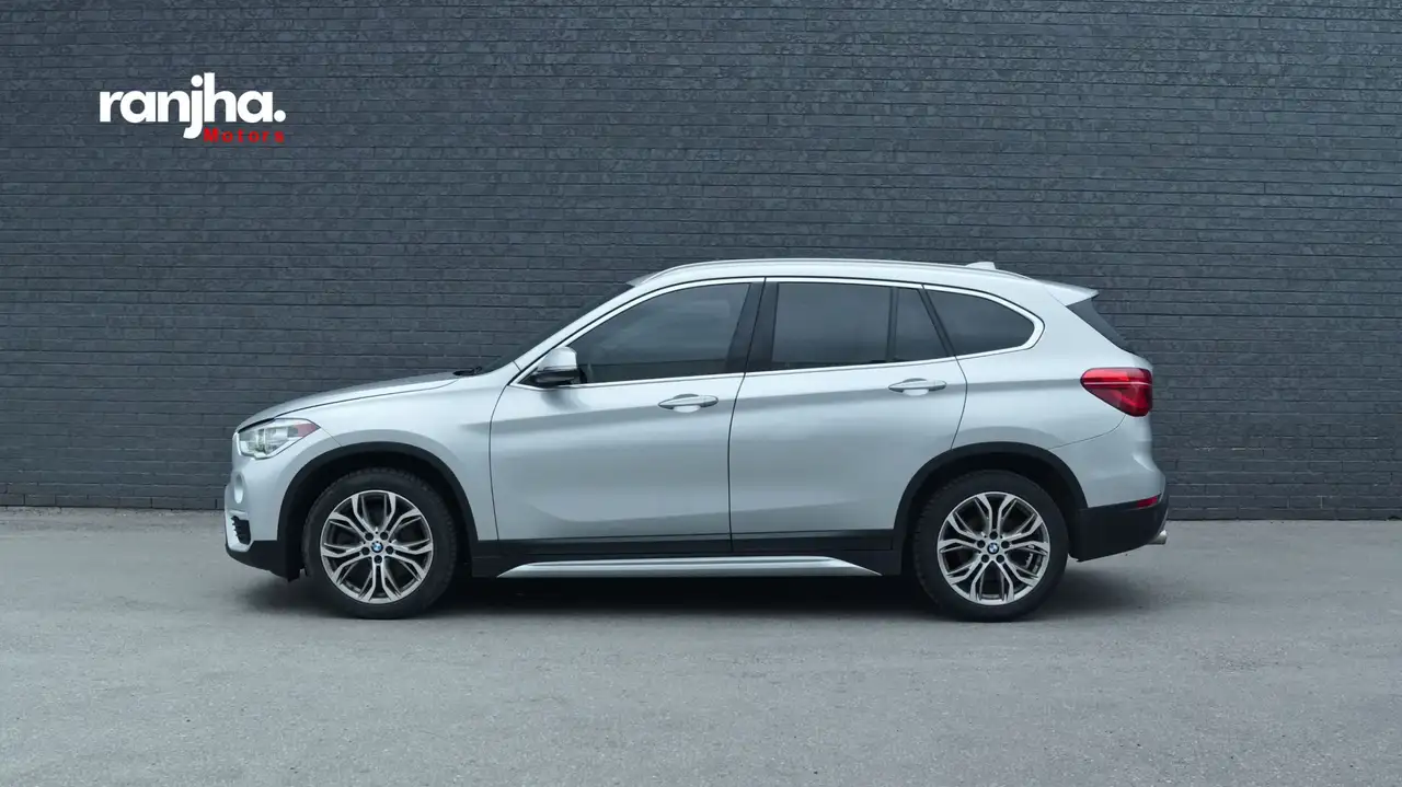 BMW X1 снимка BMW X1