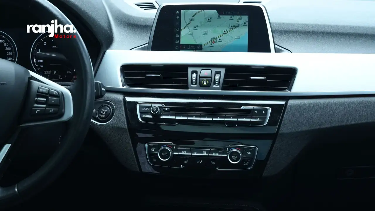 BMW X1 снимка BMW X1