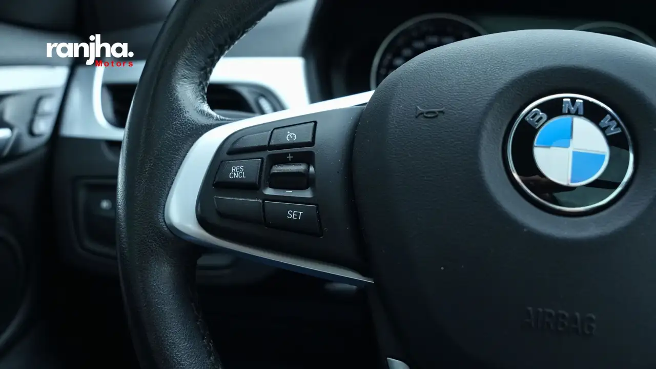 BMW X1 снимка BMW X1