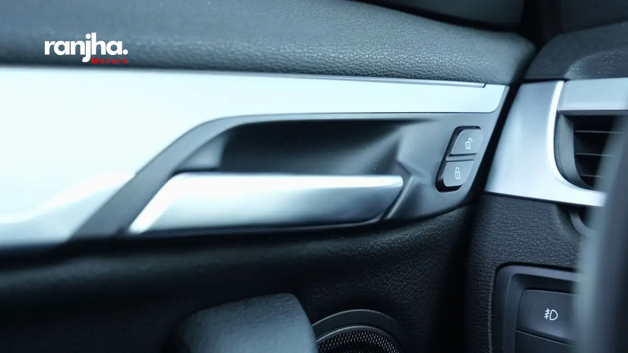 BMW X1 снимка BMW X1