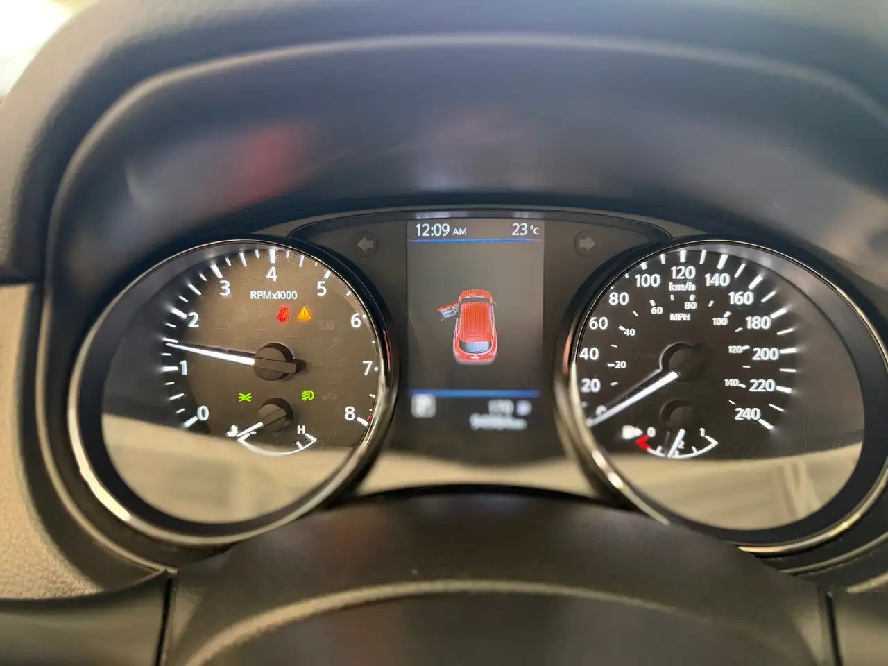 Nissan Qashqai снимка Nissan Qashqai