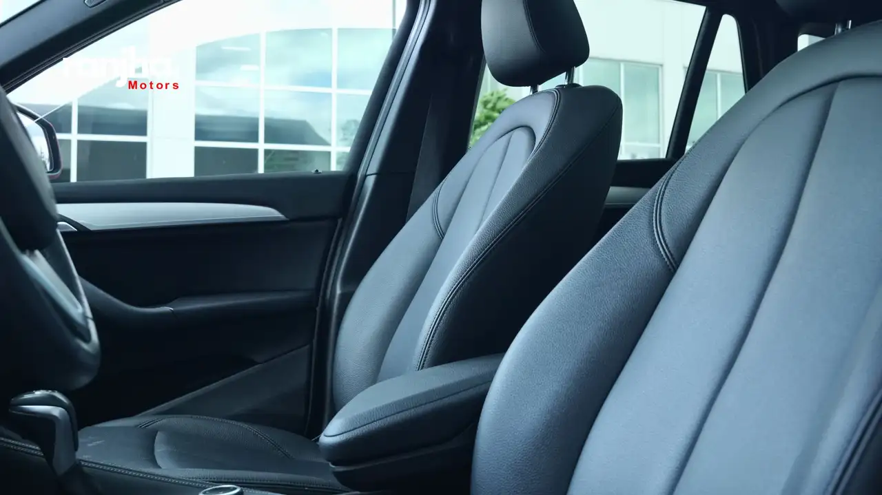 BMW X1 снимка BMW X1