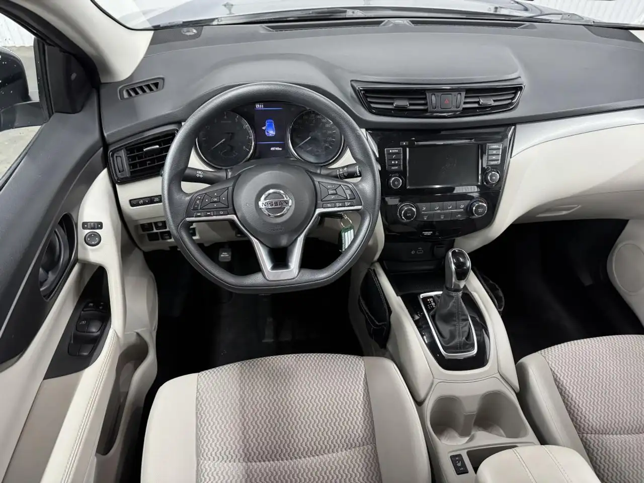 Nissan Qashqai снимка Nissan Qashqai