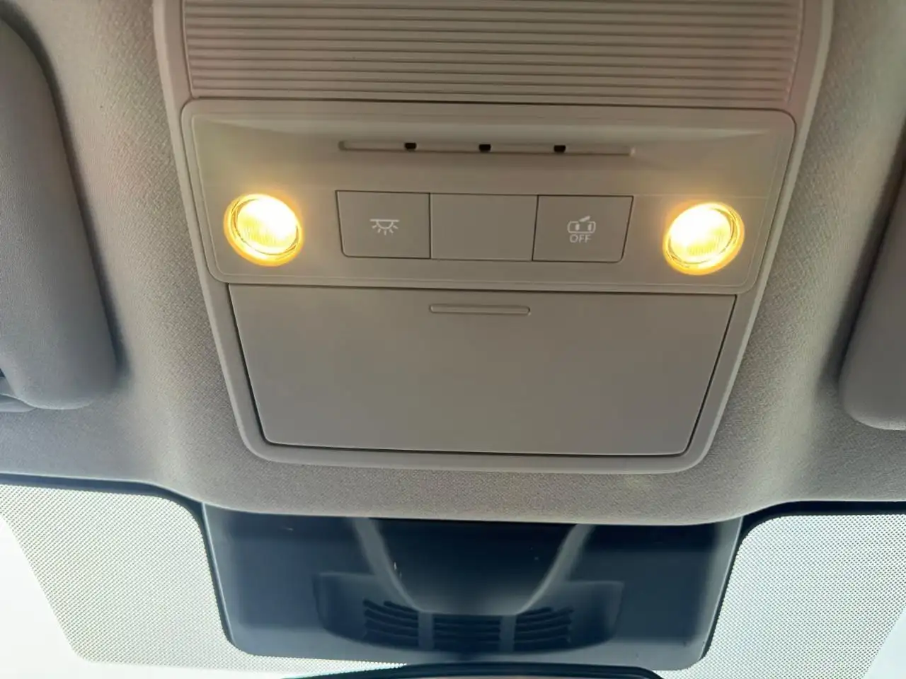 Nissan Sentra снимка Nissan Sentra