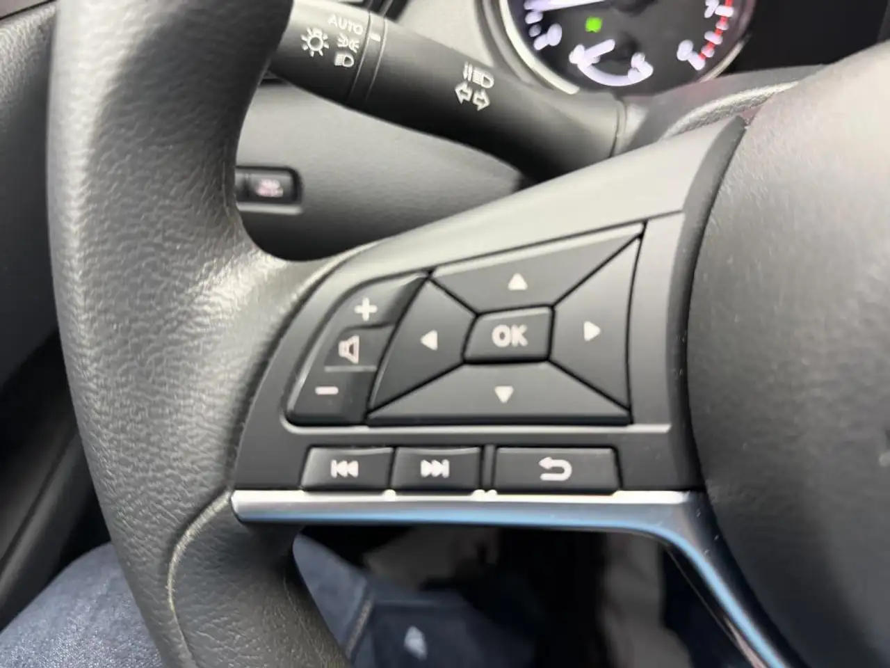 Nissan Qashqai снимка Nissan Qashqai