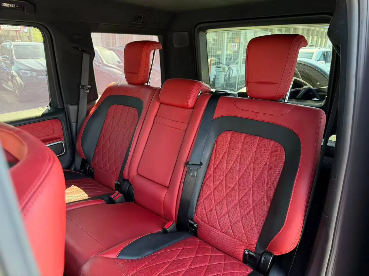 Mercedes-Benz G-Class снимка Mercedes-Benz G-Class