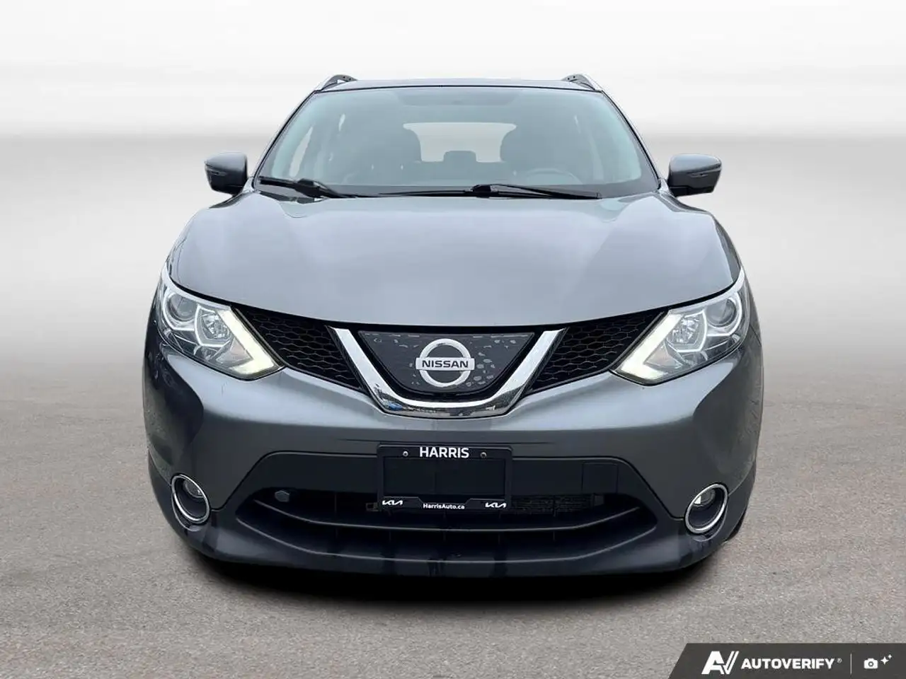 Nissan Qashqai снимка Nissan Qashqai