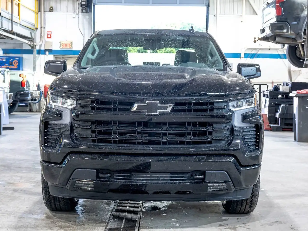 Chevrolet Silverado 1500 снимка Chevrolet Silverado 1500