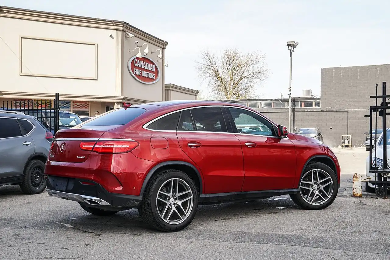 Mercedes-Benz GLE снимка Mercedes-Benz GLE